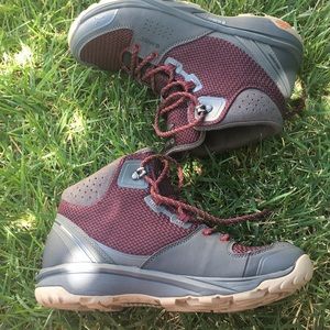 Hi-Tec Tuscany Wine Women’s High Top Hiking Boots
